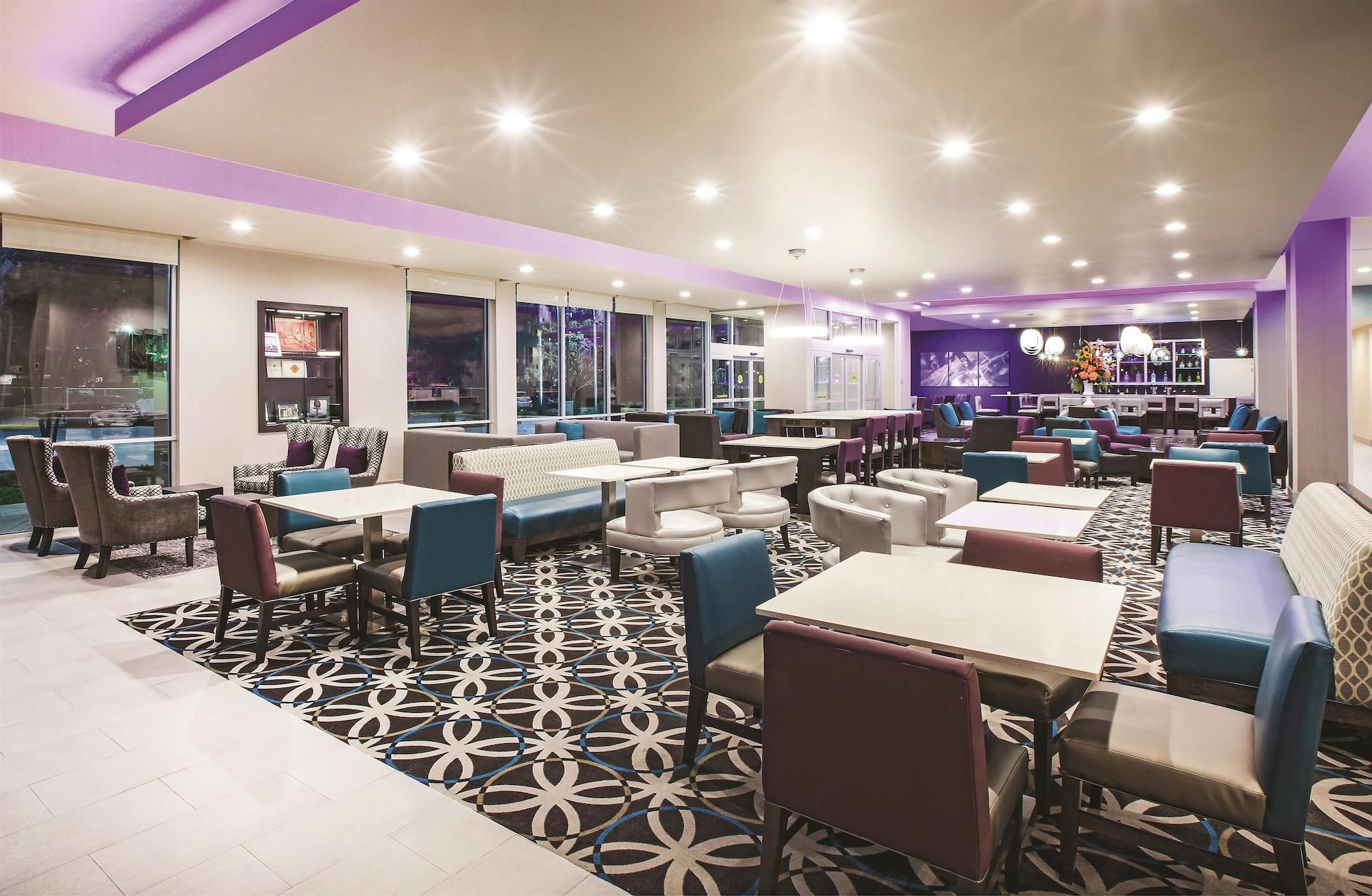 La Quinta By Wyndham Mcallen La Plaza Mall McAllen Exterior foto