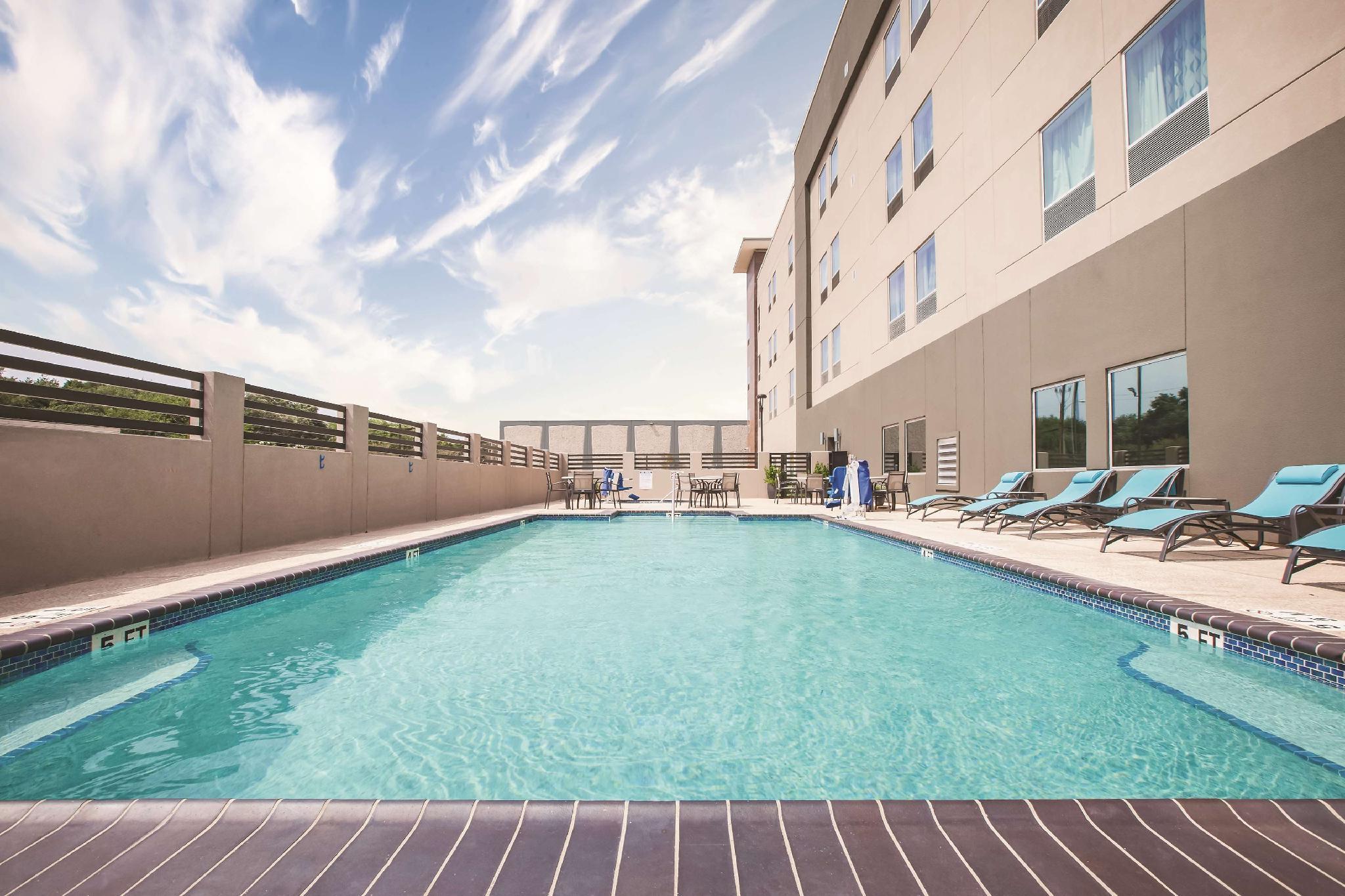 La Quinta By Wyndham Mcallen La Plaza Mall McAllen Exterior foto