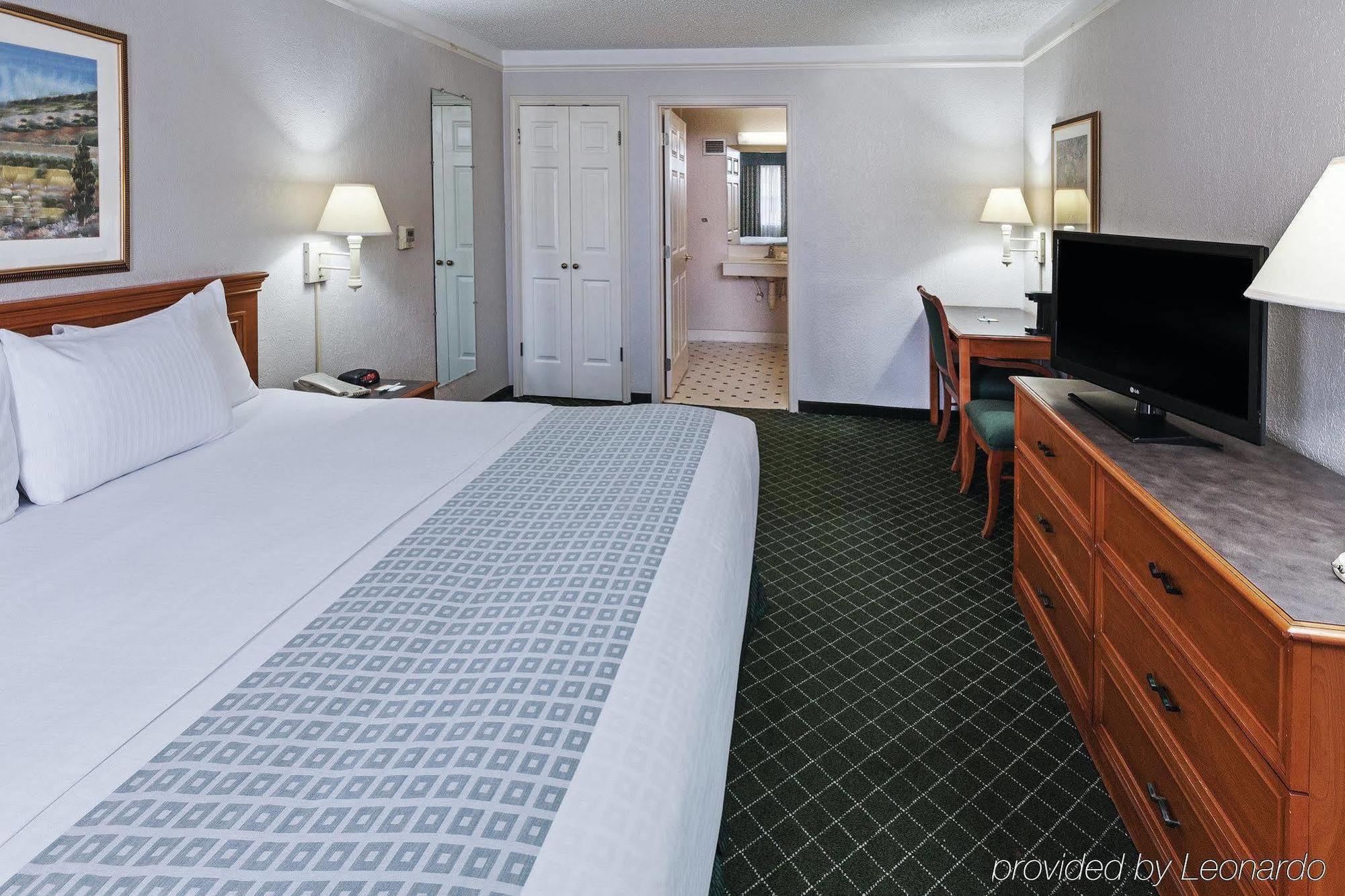 La Quinta By Wyndham Mcallen La Plaza Mall McAllen Exterior foto
